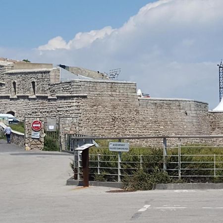 Sète Appartement T3 Spacieux Avec Vue Sur L'Etang De Thau Au 1Er Etage D'Une Villa - Entree Independante מראה חיצוני תמונה